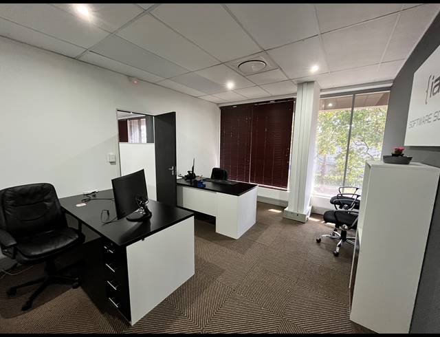 269M² OFFICE FOR SALE IN BALLITO DISTRICT